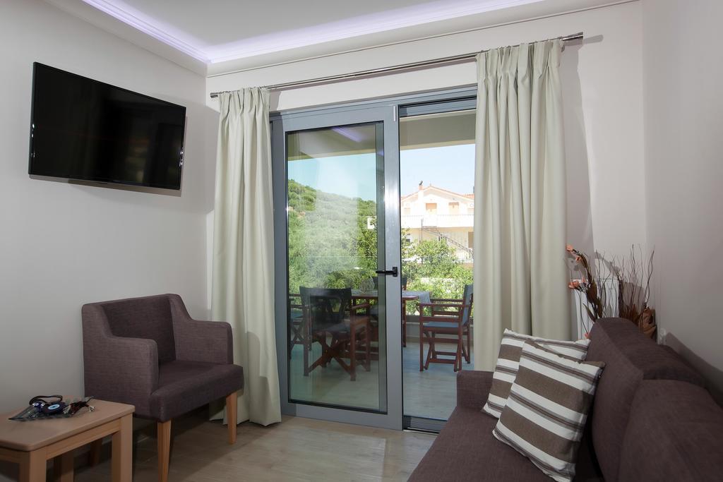Zante Suites Alikanás Eksteriør bilde